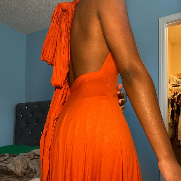 Multiple Arrangements Flowy Dress - Picture 2 of 6